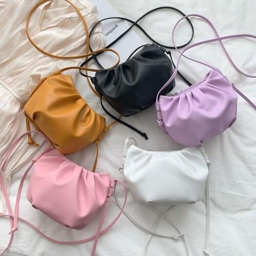 Womens Premium Shoulder Bag 2021 New Fashion Design Messenger Bag Female Wild Western Style Female Bag Mini Cloud Bag