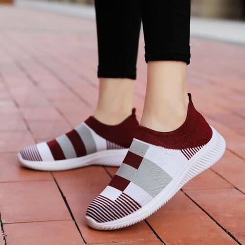 Big Number Summer Slip on Womens Sneakers Socks Women Sport Shoes Running Femme Sports Shoes for Women 2020 Red Knit Flat E-629