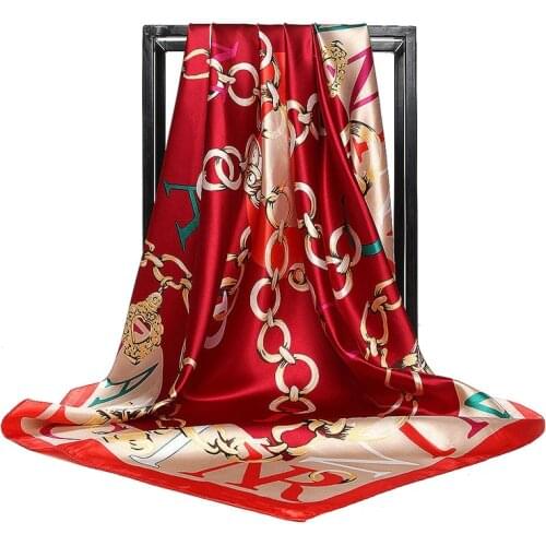 Winter Scarf Luxury Brand Women Silk Scarf Bandana Fashion Letter Chain Print Square Scarves Shawls 90*90cm Head Hijab Wraps