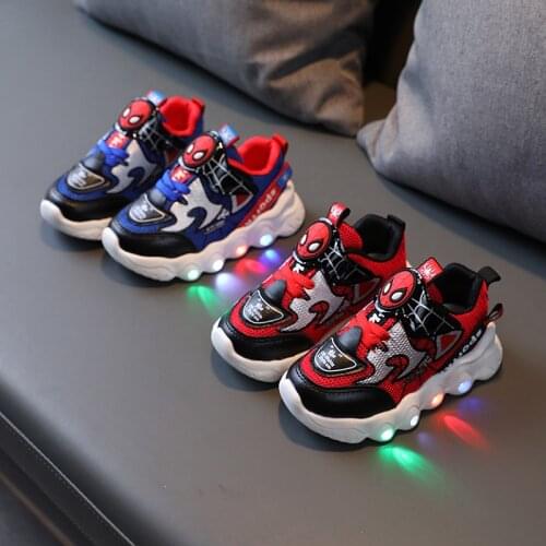 Disney Spider-Man Childrens Shoes Boys And Girls Glowing Casual Shoes Sports Shoes sneakers LED Kids Shoes Breathable in summer