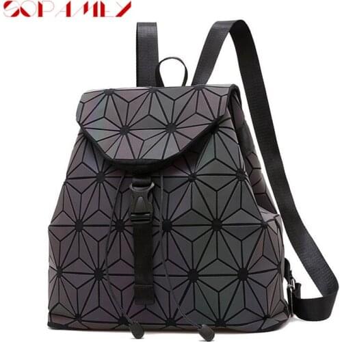Dropshipping Women Backpacks Geometric Luminous Students Daypacks School Bags For Girl Fashion Hologram Female Backpack Bagpack