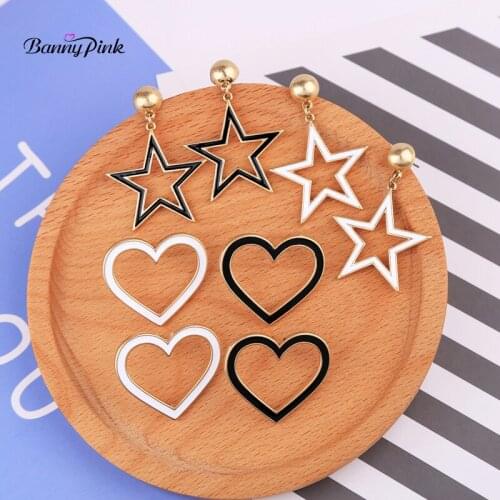 Banny Pink Brief Enamel Star Heart Studs Earrings For Women Chunky Black White Pendant Post Earrings Fashion Jewelry Pendientes