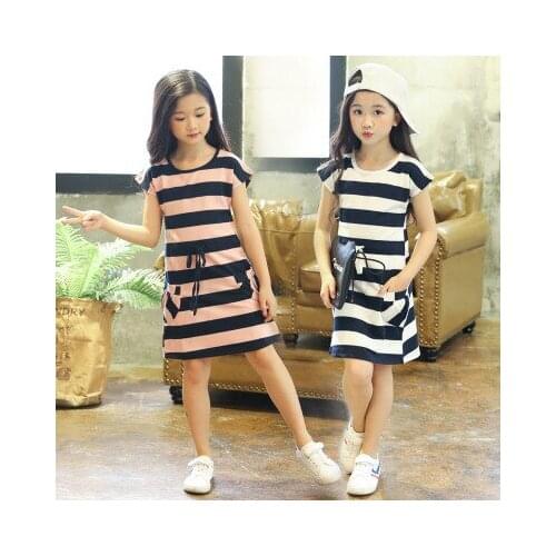 Summer new childrens clothing girls baby of the cotton dress in the big childrens short-sleeved dress