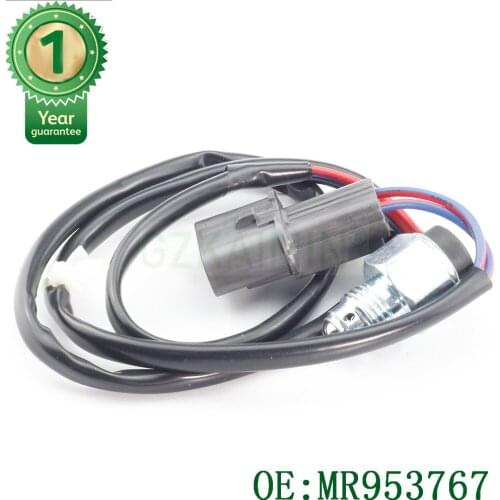 OEM MR953767 T/HGearshift 4WD Lamp Switch fits for Mitsubishi Pajero V73 V75 V76 V77 V78 V93 V95 V96 V97 V98 6G72 6G74