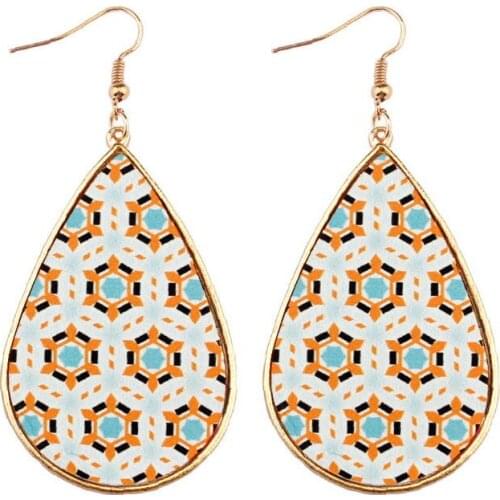Small Wholesale Moroccan Baroque Style Leather Teardrop Dangle Drops Earrings for Women Paisley Leather Teardrop Drops Earrings