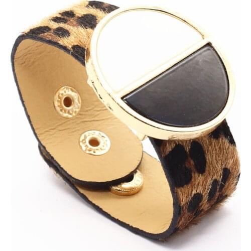 Big Black White Enamel Design Leopard Brown Trendy Wide Leather Bracelets Women Fashion Girl Bangle Female Jewelry New Design