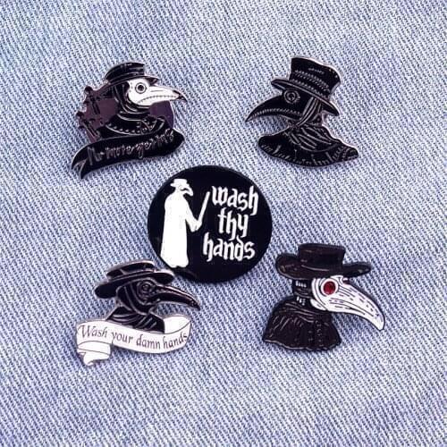 20 Styles Plague Doctor Zinc Alloy Pin Beak Face Brooches Cartoon Badge for Bag Pin Buckle Jewelry Gift for Nurse Friends