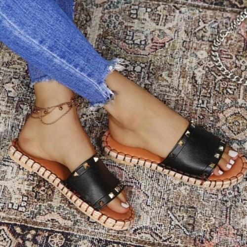 Summer Beach Slippers Solid Color Open Toe Rivet Flat Sandals Outdoor Casual Fashion Womens Shoes Plus Size 36-43
