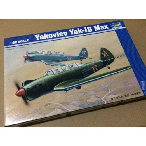 Trumpeter 1/32 02213 Yakovlev Yak-18 Max