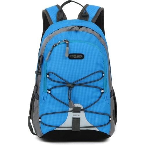 FREE KNIGHT Satchels