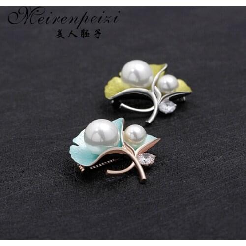 Meirenpeizi Elegant Gold Leaf Flower brooches for Women Wedding Party jewelry accessories scarf suit corsage dress collar pins
