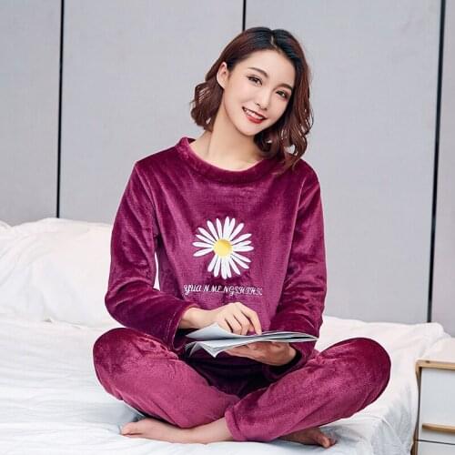 Winter Thicken Nightwear Flannel Female Soft 2PCS Pajamas Set Sleepwear Warm Sleep Set Embroidery Flower Women Home Clothes