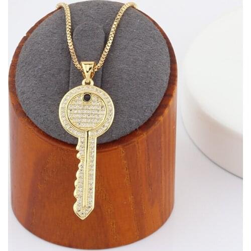 Lce Out Micro Pave Zircon CZ Key Pendant Necklace Gold Color Box Chain Choker Necklace Female Fashion Crystal Statement Jewelry