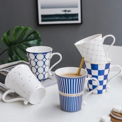 Personalized British Coffee Cup With Cover Porcelain Water Tea Milk Mugs Kitchen Office Tableware Europe Home Decor Luxury Gifts