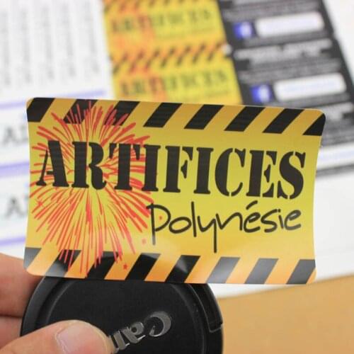 Customized Printing Size Type on Roll Sticker Labels Glossy Paper For Apparels Wrapping and Package