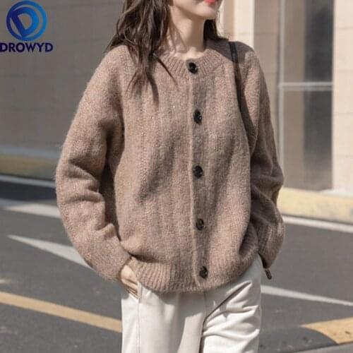 Loose Outer Wear Knitted Cardigan Sweater Womens Autumn 2021 New All-match Slim Short Solid Color Lazy Wind Kintted Jacket Top