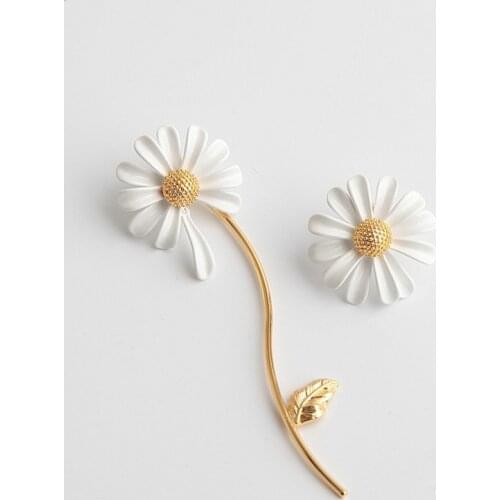 SHANGZHIHUA Small Daisy set, Korean fashion small Daisy earrings, bracelets, chains, womens earrings jewelry