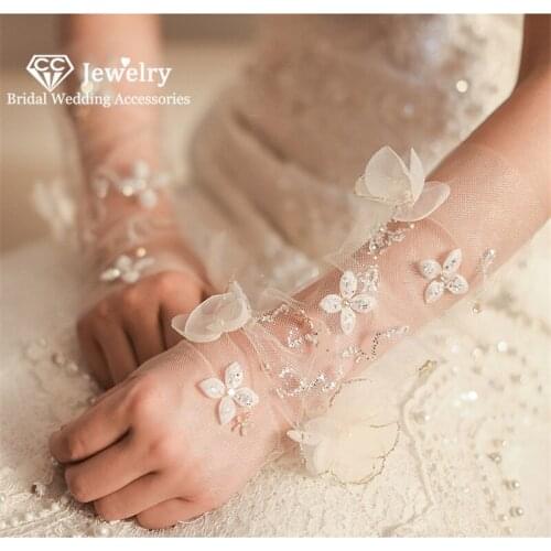 CC Romantic Gloves Wedding Accessories for Women Bridal Dress Engagement Jewelry 100% Handmade Flower Shape Gants Sheers QS90