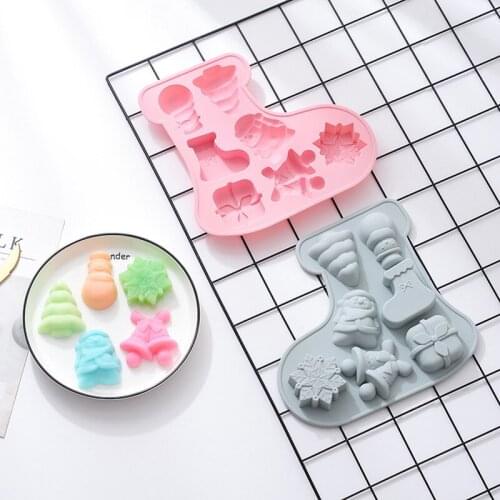 Christmas Snowflake Gingerbread Man Pattern Chocolate Silicone Mold Non-stick Cake Candle Soap Molds DIY Baking Tools