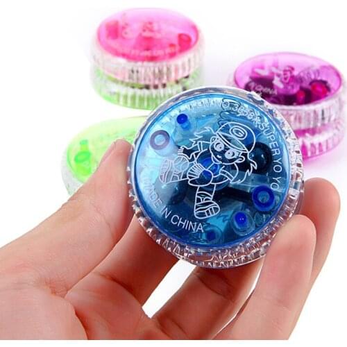 New Sale Light Up Toys Led Flashing Yo-yo Ball Birthday Party Funny Glowing Toy For Christmas Kids Gift Glow In The Dark