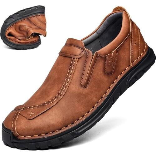 Men Shoes Split Leather Casual Mens Shoes Outdoor Slip on Moccasins Walking Flat Man Loafers Brand Antiskid Footwear Size 38-46