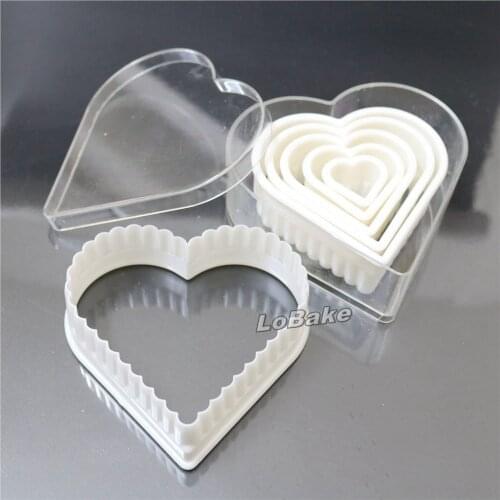 7pcs/set) Latest Fluted Edge different size Heart shape PP plastic Fondant cake mold dough Cutter with transparent gift box