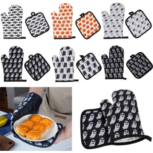 Microwave Oven Mitts Temperature Resistance Thick Fade-Less Baking Tools Halloween Pattern Microwave Oven Mitts with Mat