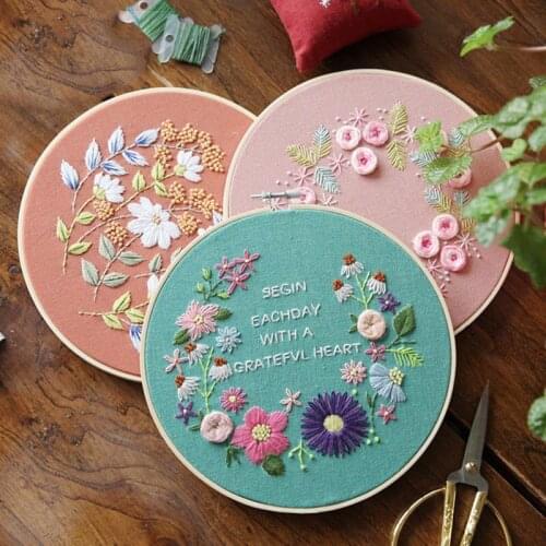 Embroidery Flower Production Adult Beginners Introduction Hand-embroidered DIY Material Package (Send Bamboo Embroidery)
