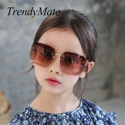 Big Frame Kids Glasses Fashion Children Sunglasses Boys Trendy Rivet Sun glasses For Girls Summer Shades Baby Goggles 1210T