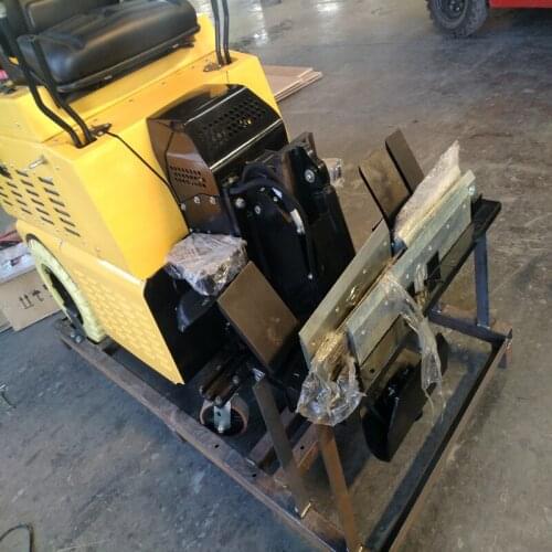 Hydraulic Concrete Floor Scraper Construction Machine Handle Control Style