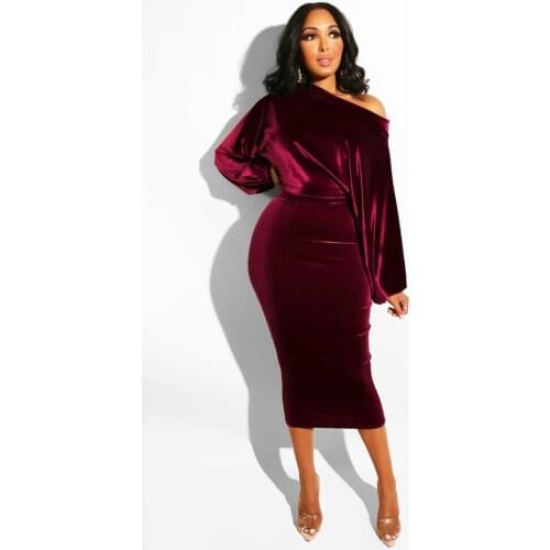 Ladies Pencil Long Skirt Elegant Long-Sleeved Velvet Dress Feminine One-Step Skirt Diagonal Collar One-Shoulder Dress
