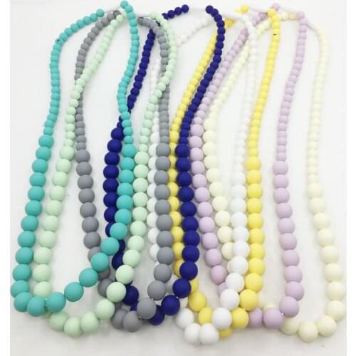 Fashion 100% Food Grade Silicone nursing Necklace for Mommy and Baby,Long Chew Silicone Necklace for baby