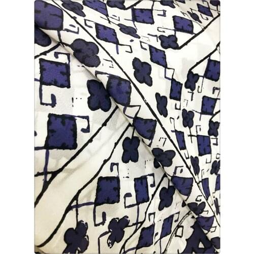 Silk crepe fabric print blue small fresh silk fabric fabric