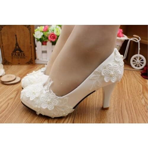 8.5cm high heel white lace wedding shoes woman HS009 round toe slip on handmade middle low heel brides bridal wedding shoes