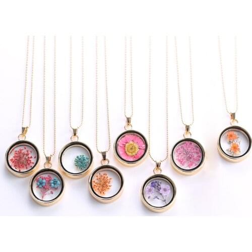 Romantic Real Dried Flower Charms Pendant Necklace For Women Jewelry Gold Plated Fuchsia Colorful Round Flower Necklace 45cm