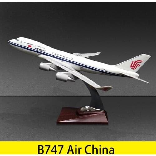 32cm Aircraft Airbus A330 Boeing 737 777 747 C919 Resin B737 B777 B747 Plane Model Toys Children Gift for Collection Decoration