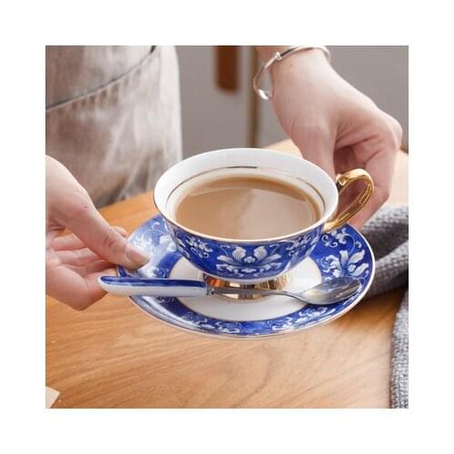 Blue And White Porcelain Coffee Cup And Saucer European Small Luxury Phnom Penh Ceramic Coffee Set Afternoon Teacup Drinkware
