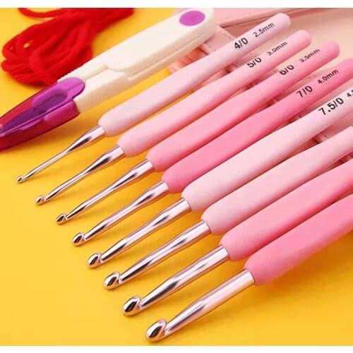 8 Sizes Gradient Pink Knitting Needles Crochet Hook Full Set Soft Ergonomic Grips for Sweater Scarf Hat Weaving Handmade Tools