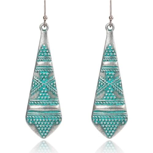 HC Elegant Flower Carved Alloy Drop Earrings for Women Vintage Jewelry Antique Green Color Metal Earrings Geometric Earrings F