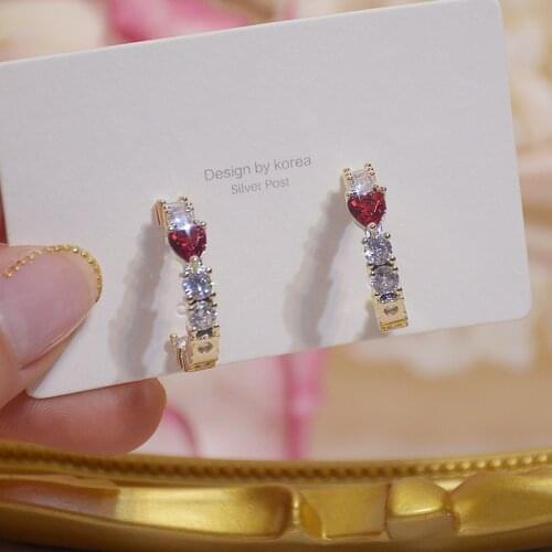 Shiny Side New Accessories Crystal Heart Stud Earrings for Women Fashion Jewelry Simple Style Zirconia Earrings