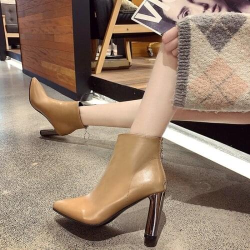 2021 Trend WomenThick Ankle Boots Womens Autumn and Winter Plus Velvet Fashion Pointed Martin Boots High Heels and Bare Boots