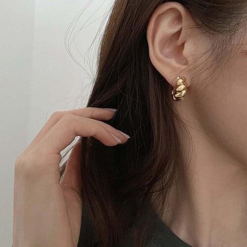 2021 Vintage Twist Round Hoop Earrings for Women Ladies Gold Silver Color Circle Piercing Earrings Simple Temperament Jewelry