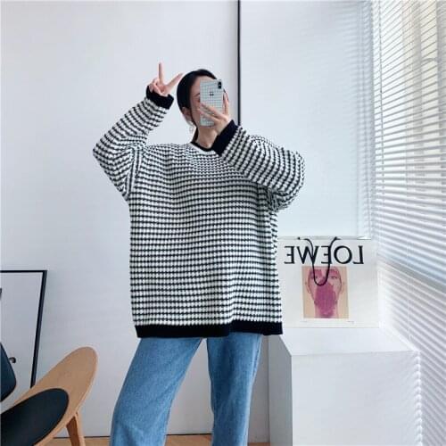 [ZAYAU]Black and White Contrast Stripe Plaid Sweater Loose Korean Pullover Knitted Top Lazy Style in Autumn and Winter
