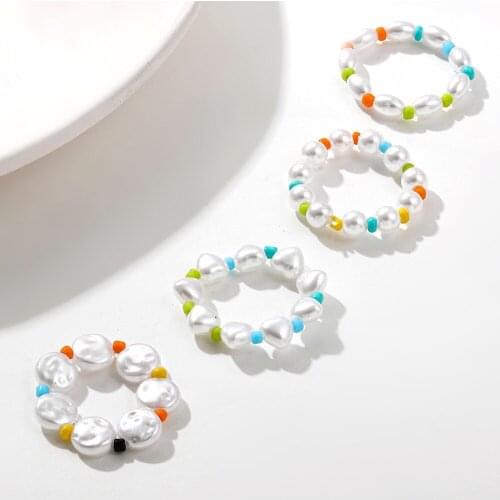 Fashion Irregular Simulated Pearls Rings for Women Bohemia Beaded Elastic Rope Charm Finger Ring Statement Jewelry