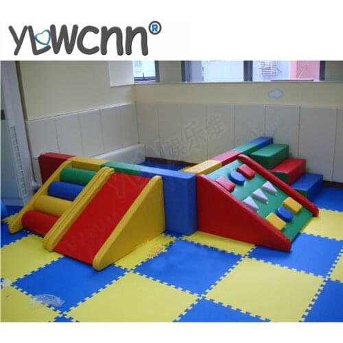 YLW customized software soft ball pool for kids playing fun YLW-INA171064
