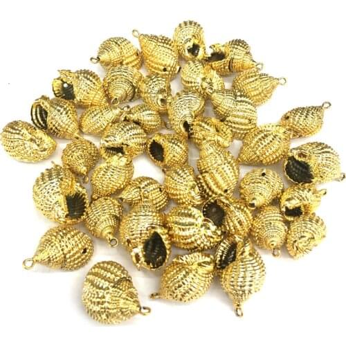 Natural shell Golden Conch Pendants Exquisite Charms for Jewelry Making DIY Bracelet Necklaces earring Accessories Size 15x25mm