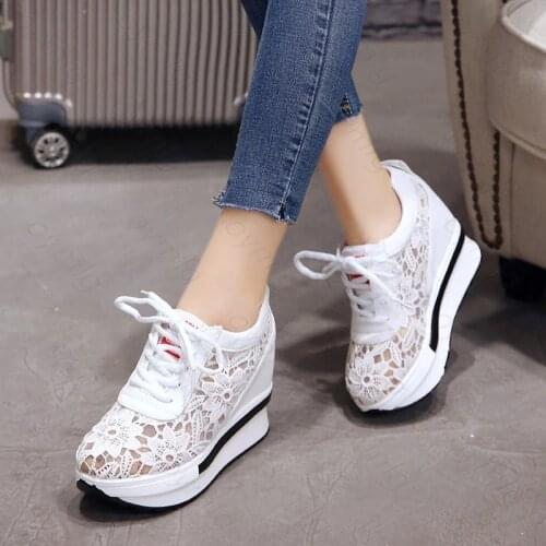 Hot Sales 2021 Summer New Lace Breathable Sneakers Women Shoes Comfortable Casual Woman Platform Wedge Shoes