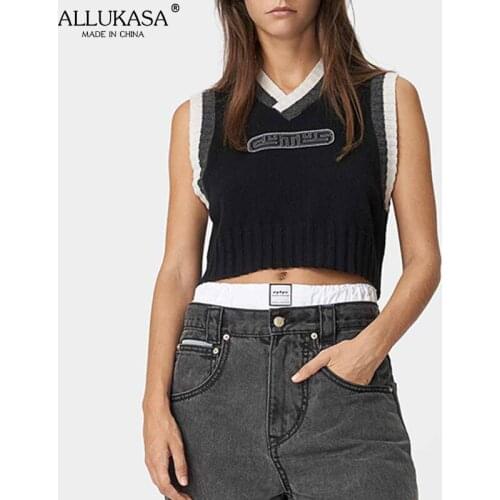 2021 Fall Womens Knitted Vest Top Sleeveless V-neck Letter Print Retro Sweater Short Top Pullover Ladies Chic Knitted Vest