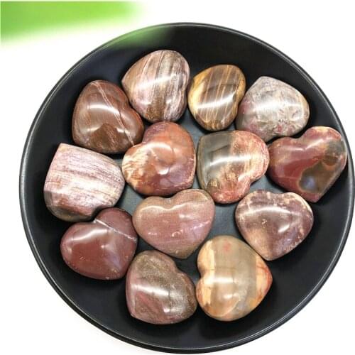 25-40mm Natural Petrified Wood Silicified Wood Crystal Heart Healing Decoration Natural Stones and Minerals