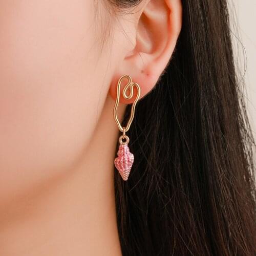 Retro White Pink Blue Conch Whelk Golden Hollow Alloy Dangle Earrings & Drop Earrings for Women